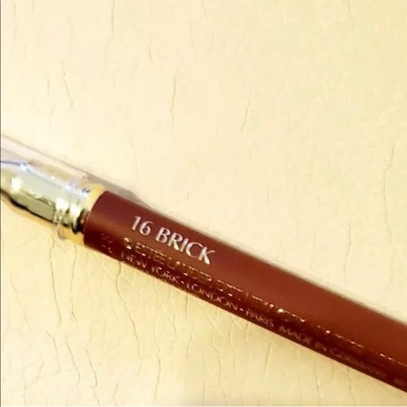 Estée Lauder Lip Pencil with Brush # 16 Brick - Picture 3 of 6